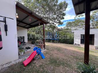 Casa Moderna 4 Hab con Estudio en Santa Ana #26-1487 GS