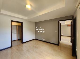 Venta de Apartamento Moderno en Condominio Avalon Santa Ana Venta de Apartamento Moderno en Condominio Avalon Santa Ana