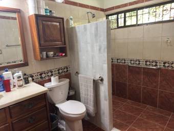 Se alquila casa en Santa Ana San José 26-581