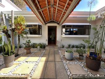 Se alquila casa en Moravia San José 26-496