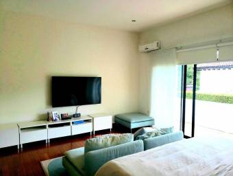 Se alquila casa en Santa Ana San José 26-1368