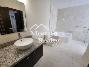 Venta de casa moderna en Condominio Hacienda Paraiso, Santa Ana