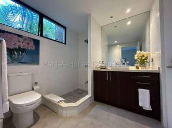 Exclusivo apartamento con terraza rodeada de naturaleza en Escazú #26-1519 GS