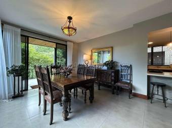 Exclusivo apartamento con terraza rodeada de naturaleza en Escazú #26-1519 GS