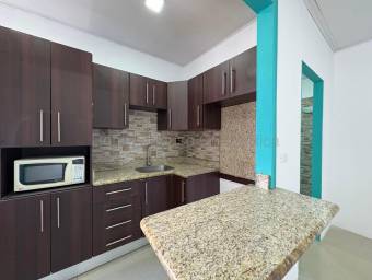 Apartamento con 2 parqueos y amenidades, ideal para vivir o invertir #26-1624 GS