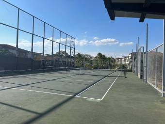 Se vende apartamento en Pozos, Santa Ana #26-1615