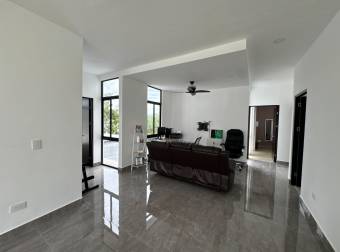 Casa de 2 plantas a la venta en el condominio Los Llanos en Ciudad Hacienda Los Reyes