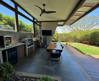 Casa de 4 habitaciones en La Guacima, Veredas del Arroyo