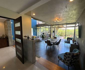 Casa de 4 habitaciones en La Guacima, Veredas del Arroyo