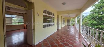 Propiedad comercial única en Santa Ana con alta exposición y gran terreno #26-1545 GS