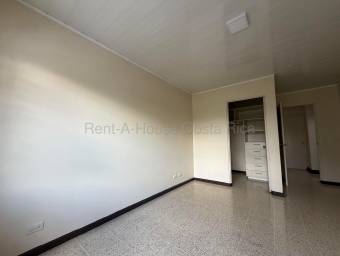 Acogedora casa con patio y excelente ubicación en Sabana Sur #26-1593 GS