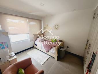 Venta de Casa, Condominio, Santa Ana centro