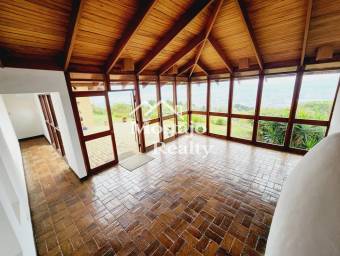 Venta de casa, espectacular vista, un nivel,  San Antonio de Escazú, Costa Rica