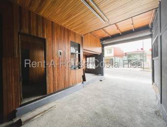 Propiedad mixta ideal para bodega o desarrollo en zona de alto crecimiento 26-1452 GS, $ 680,000, 1, San José, San José