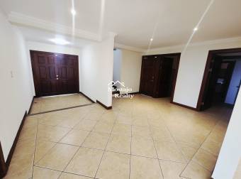 Venta de Casa separada, Condominio, San Antonio de Escazú