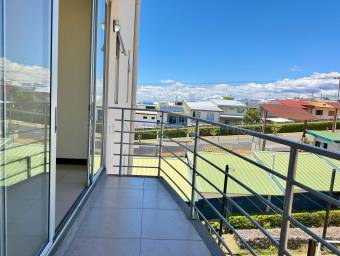 Se vende apartamento en Ulloa Heredia 26-1599