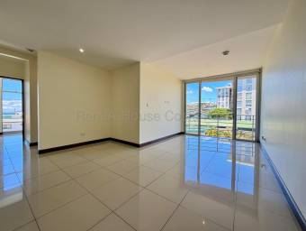 Se vende apartamento en Ulloa Heredia 26-1599