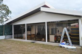 Se vende casa en Sabanilla Alajuela 26-1595