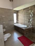 Venta de Casa Moderna e Inteligente, Hacienda Los Reyes, La Guácima, Alajuela