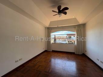 Casa en exclusivo condominio con piscina y potencial de ampliación #26-1475 GS