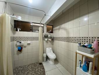 Casa con local comercial y uso mixto en excelente ubicación #26-519 GS