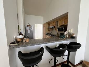 Venta de Encantador Apartamento en Santa Ana / Mls. 26-718 OFC JB