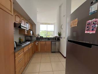 Venta de Encantador Apartamento en Santa Ana / Mls. 26-718 OFC JB