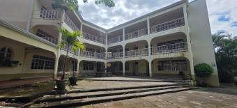 Propiedad comercial estratégica en Santa Ana con triple frente y alto tráfico #26-1545 GS