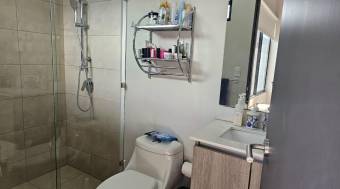 Se vende espaciosa casa en Pozos Santa Ana 26-687