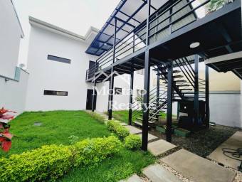 Venta de edificio, Residencias del Este, Paraíso de Cartago