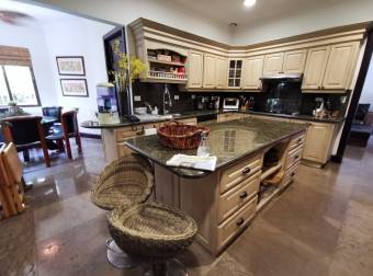 Venta Casa Condominio Oro Sol, Santa Ana, Costa Rica