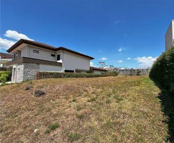 Lote de 523 m2 a la venta en Condominio Los Castillos en La Guacima