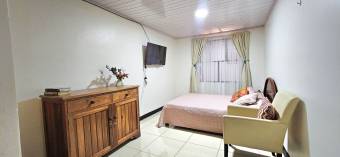 House for sale in Desamparados with a large green area