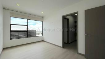 Venta casa moderna Escazú