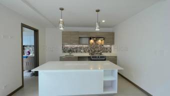 Venta casa moderna Escazú