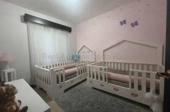 Se vende casa en Ulloa #26-1600