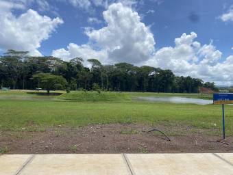 Lote plano con vista a lago en entorno natural exclusivo #26-470 GS