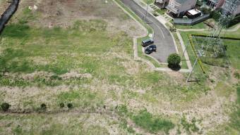 Propiedad amplia ideal para desarrollo residencial en condominio privado #26-1650 GS