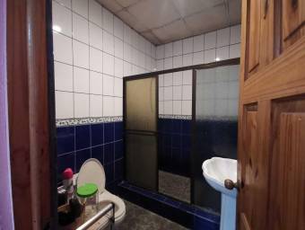 Local comercial de tres niveles con alta exposición en San Rafael Arriba #26-922 GS, $ 460,000, 3, San José, Desamparados