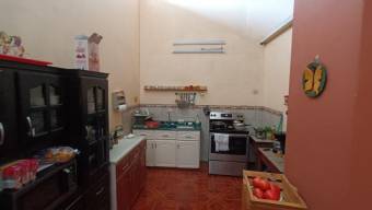 Venta de Local Comercial en El Guarco, Cartago. RAH 26-394, ₡ 105,000,000, 5, Cartago, El Guarco