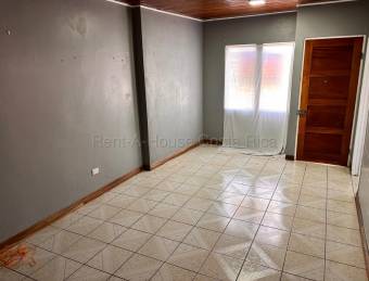 Edificio con 4 unidades y local comercial generando ingresos #26-1672 GS