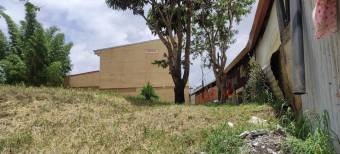 Terreno comercial en calle principal con alto flujo y gran potencial de desarrollo #26-705 GS