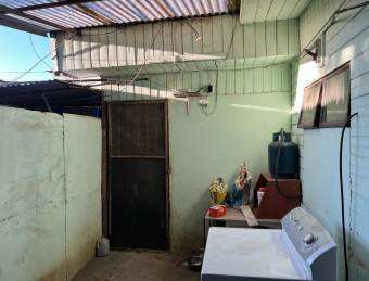 Terreno comercial en calle principal con alto flujo y gran potencial de desarrollo #26-705 GS