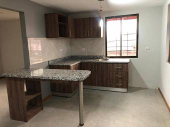 se alquila iluminado  apartamento en escazu centro  20-925