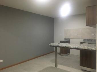 se alquila apartamento tipo loft en el centro de escazu 20-926