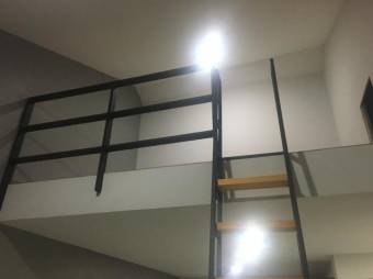 se alquila apartamento tipo loft en el centro de escazu 20-926