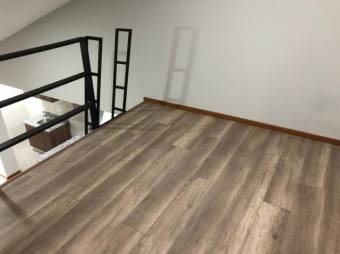 se alquila apartamento tipo loft en el centro de escazu 20-926