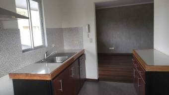 se alquila apartamento en lindora 20-856