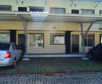 Beautiful condominium apartment in Alajuelita. Bank auction.