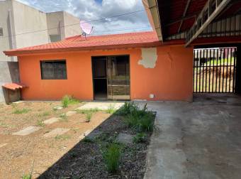 Venta de casa ubicada en Heredia, Flores, Barrantes